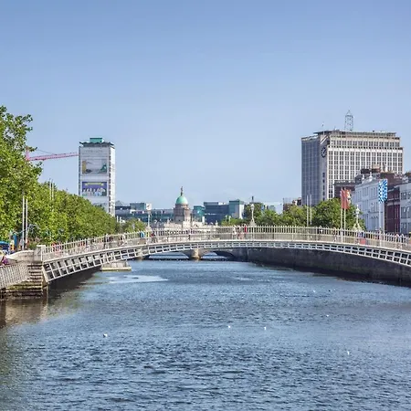 Luxury Near O'connell Street 더블린